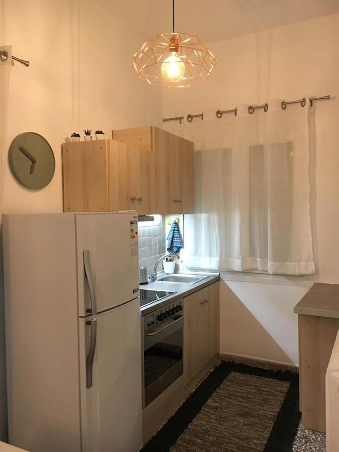 Plomari - Seafari Apartment ภายนอก รูปภาพ